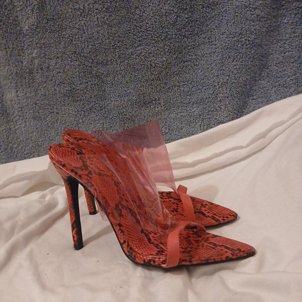 Shoedizzle heels - Picture 3 of 3
